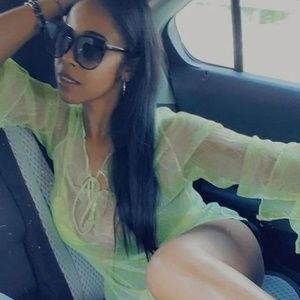 Meet your Posher, Universi